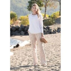 EQL Women's Organic Cotton Mesh Weekender Top - Soft White -The Equestrian Shop 598312 800 800